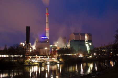 EnBW Heizkraftwerk Stuttgart-Münster bei Nacht, DE